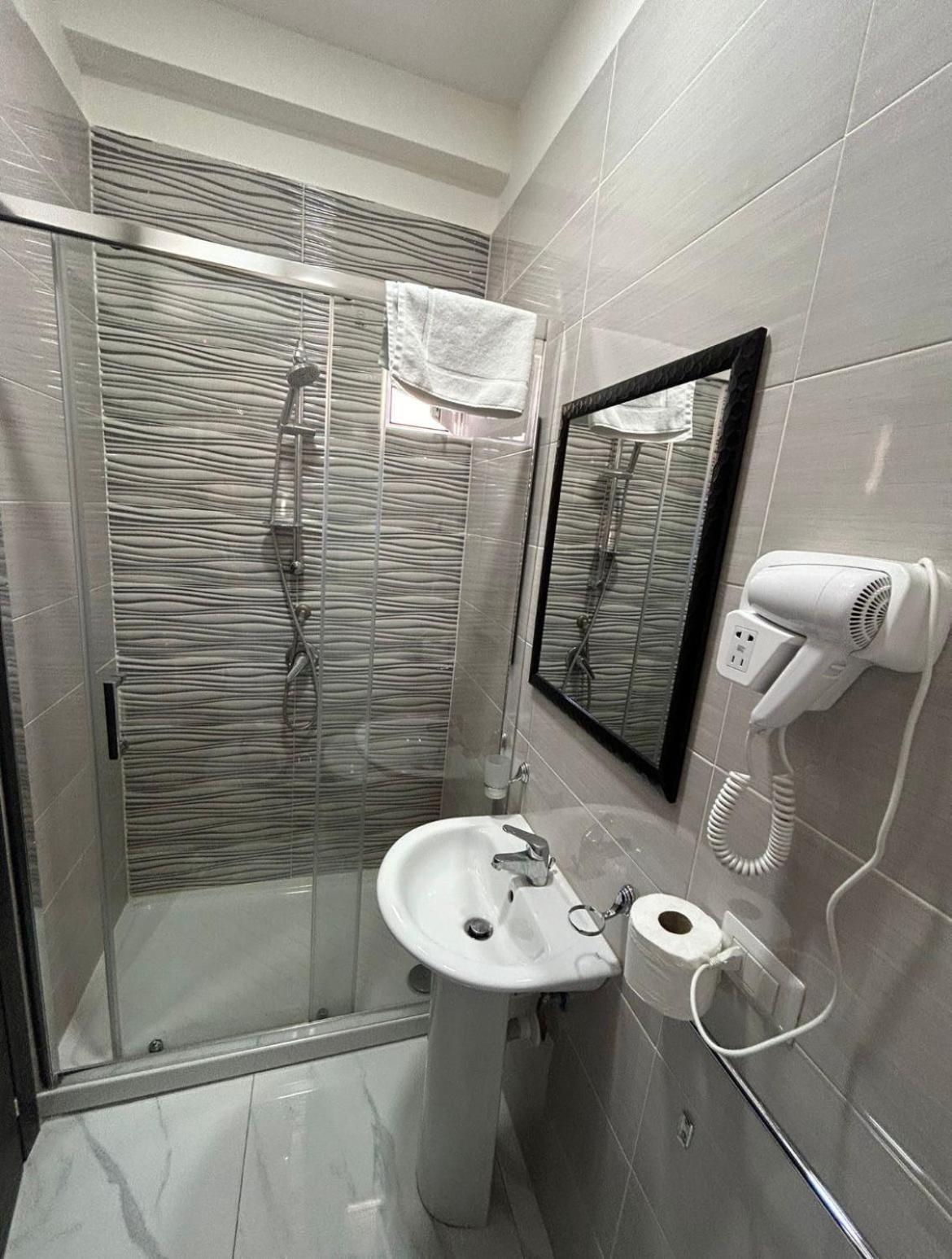 Apartamento Terrazza Luxury Valentino Nápoles Exterior foto