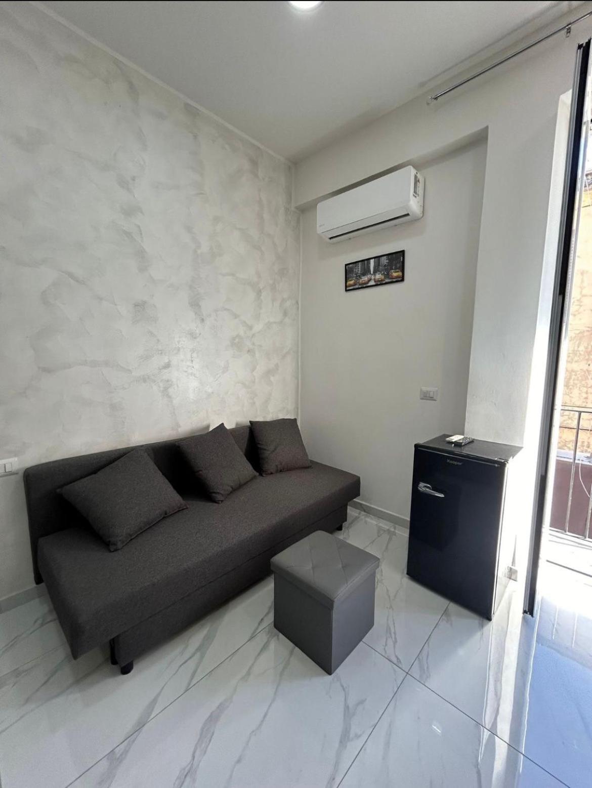 Apartamento Terrazza Luxury Valentino Nápoles Exterior foto